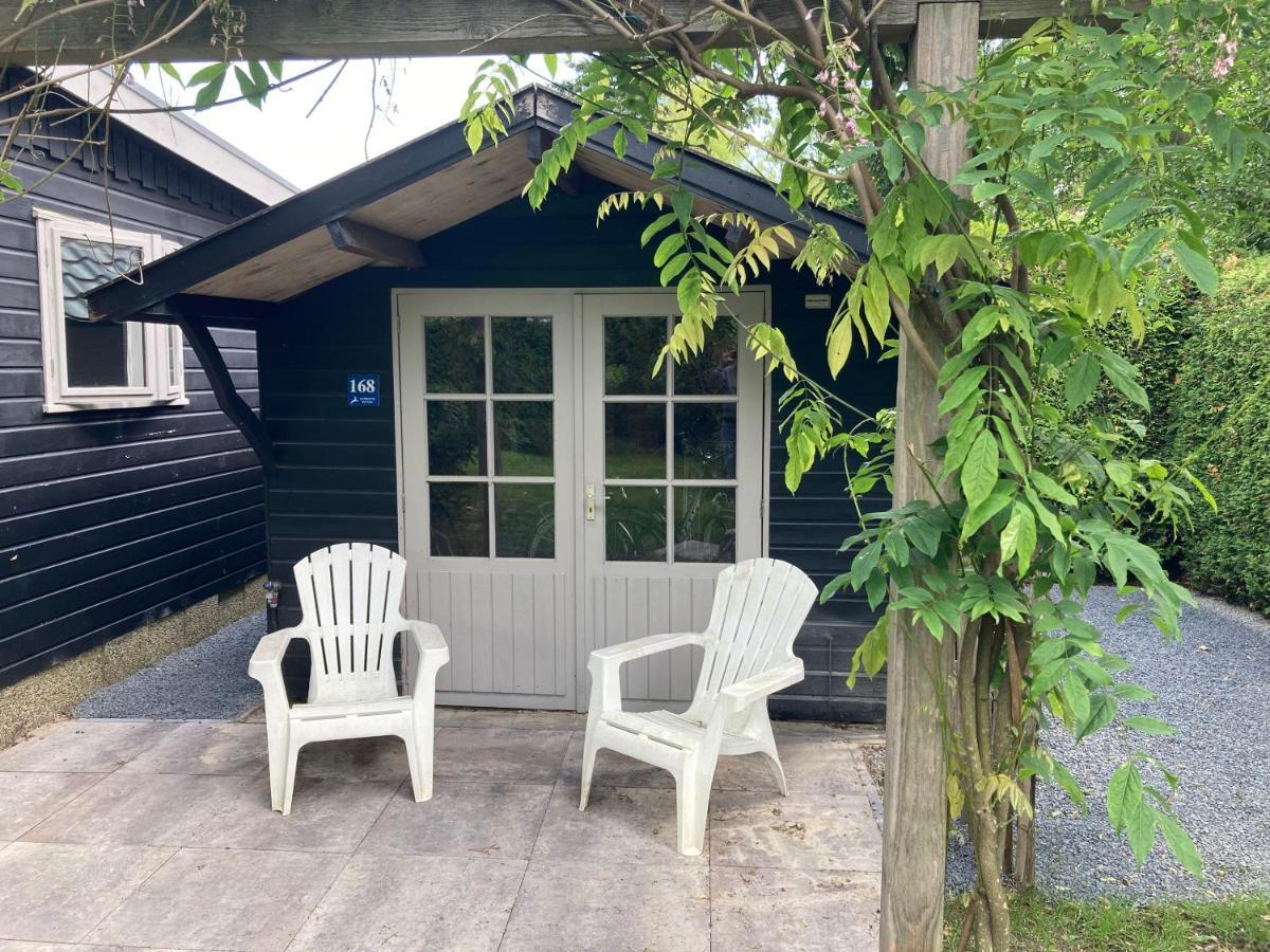 Chalet Wild Forest, knus chalet op de Veluwe met gratis parkeren Putten Buitenkant foto