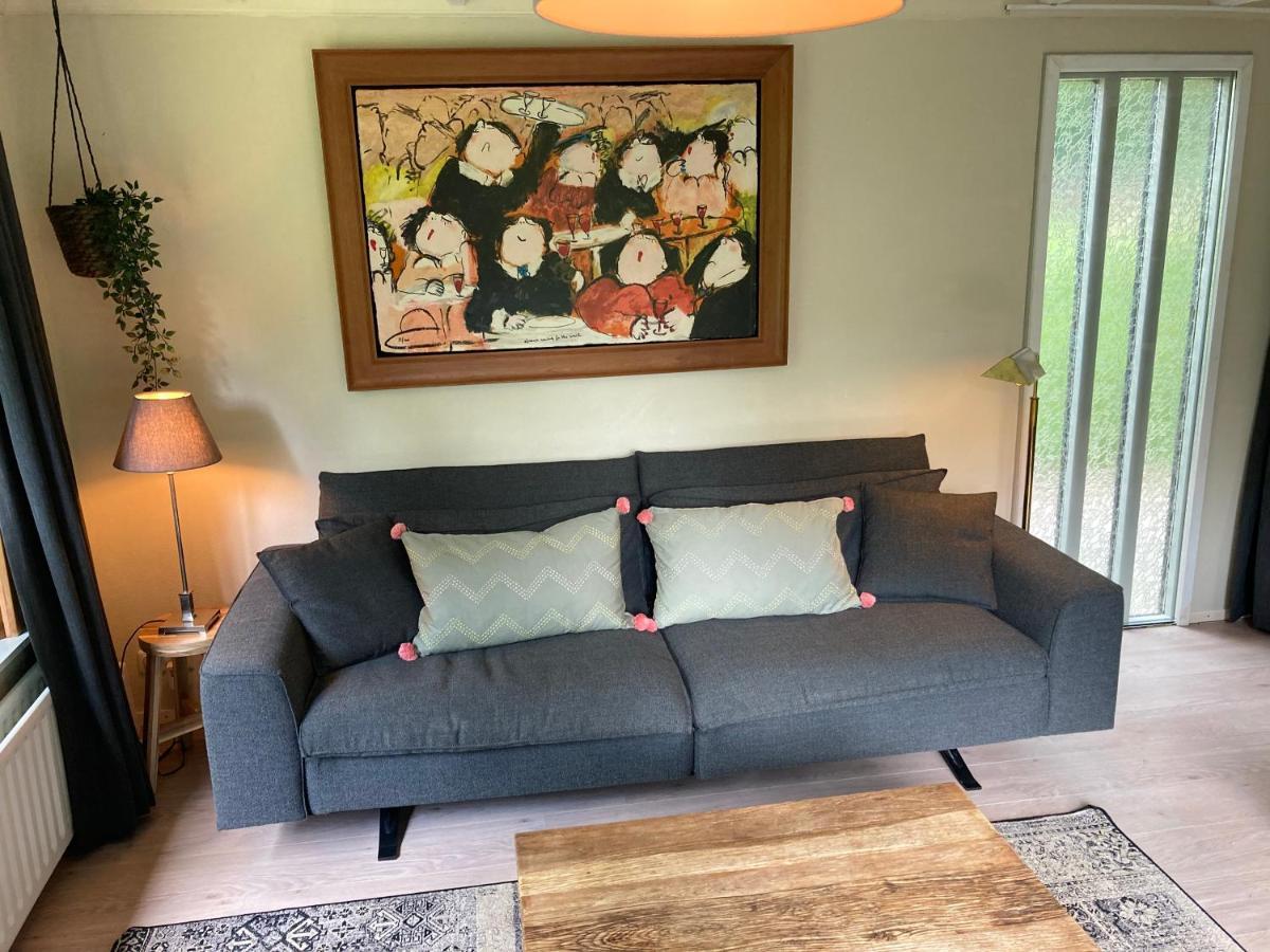 Chalet Wild Forest, knus chalet op de Veluwe met gratis parkeren Putten Buitenkant foto