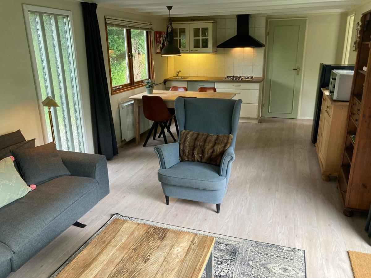 Chalet Wild Forest, knus chalet op de Veluwe met gratis parkeren Putten Buitenkant foto