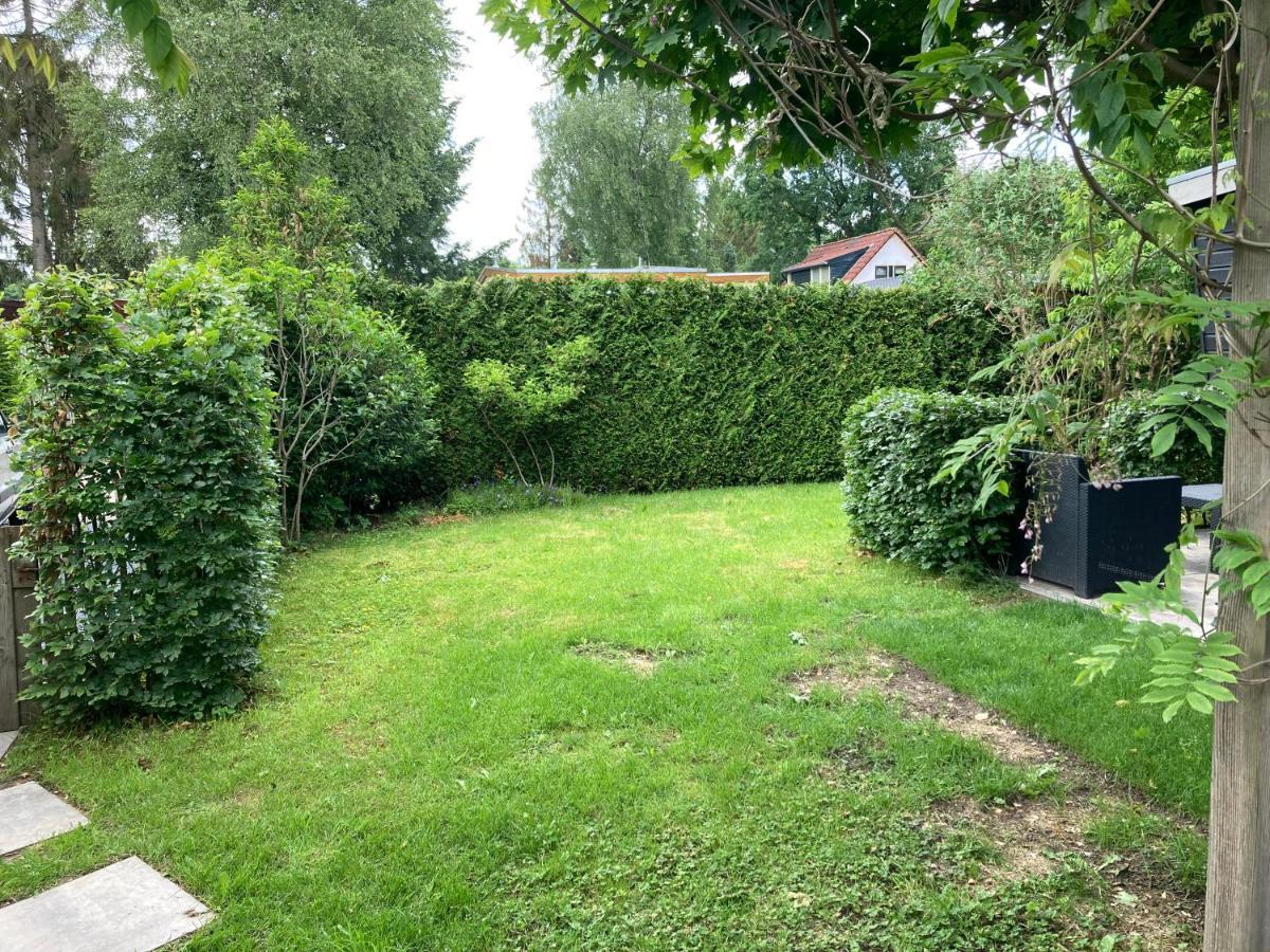 Chalet Wild Forest, knus chalet op de Veluwe met gratis parkeren Putten Buitenkant foto